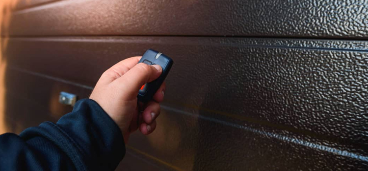 automatic door opener with remote control in Loomis